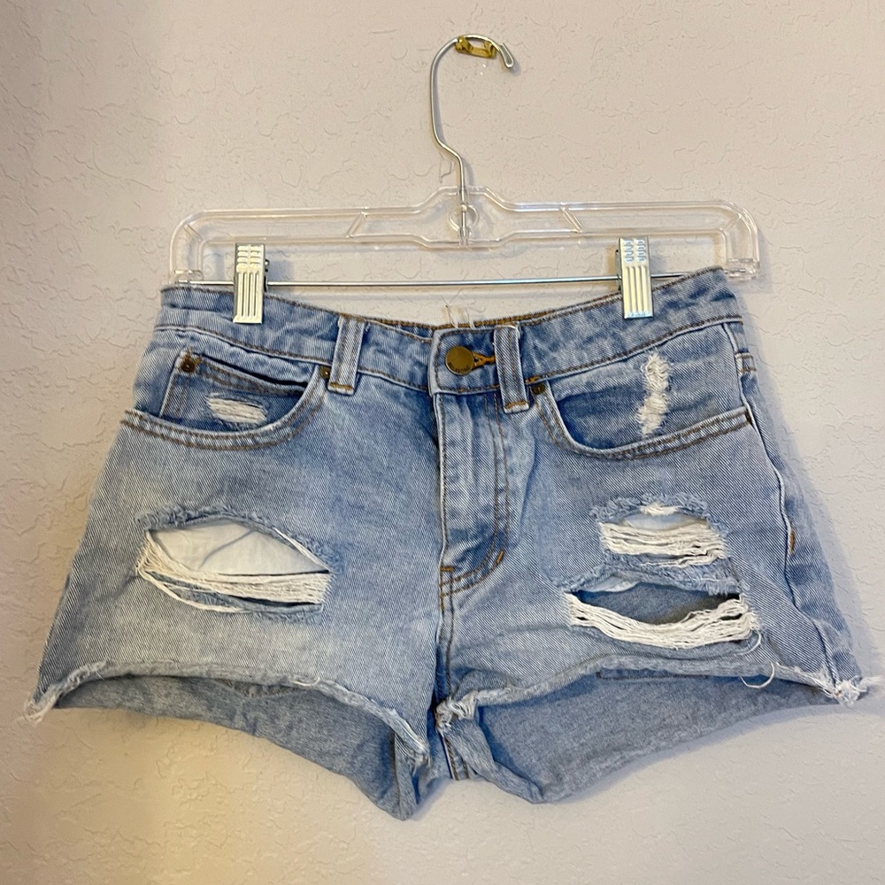 Billabong High Rise cut off shorts Size 25